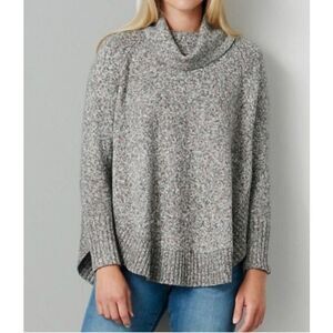 Leo & Nicole Stitchfix Gray Poncho Sweater - Size Large